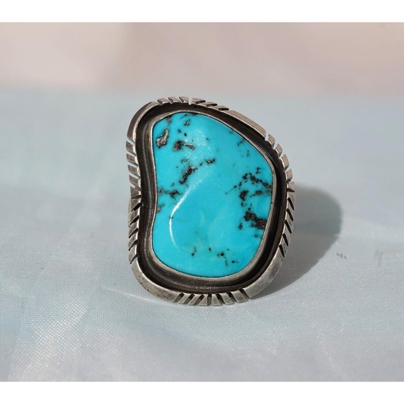 Jewelry - Native American Indian Sterling Silver Large Turquoise Ring - Size 11